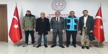 MAN YESEVİ (1)